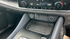 Nissan Qashqai 1.3 DiG-T MH 158 Tekna 5dr Xtronic Petrol Hatchback